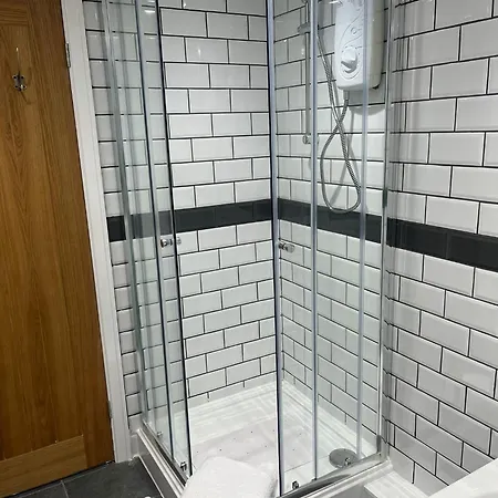 Hébergement de vacances 3 Bedroom Dog Friendly Cottage With Off Lead Field *