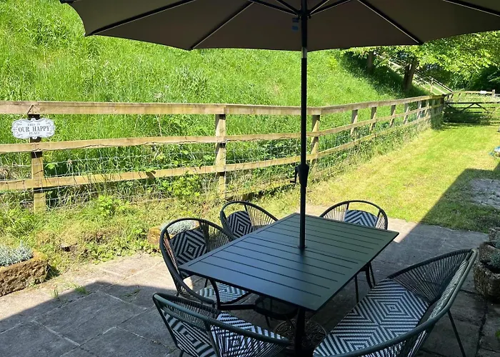 3 Bedroom Dog Friendly With Off Lead Field *